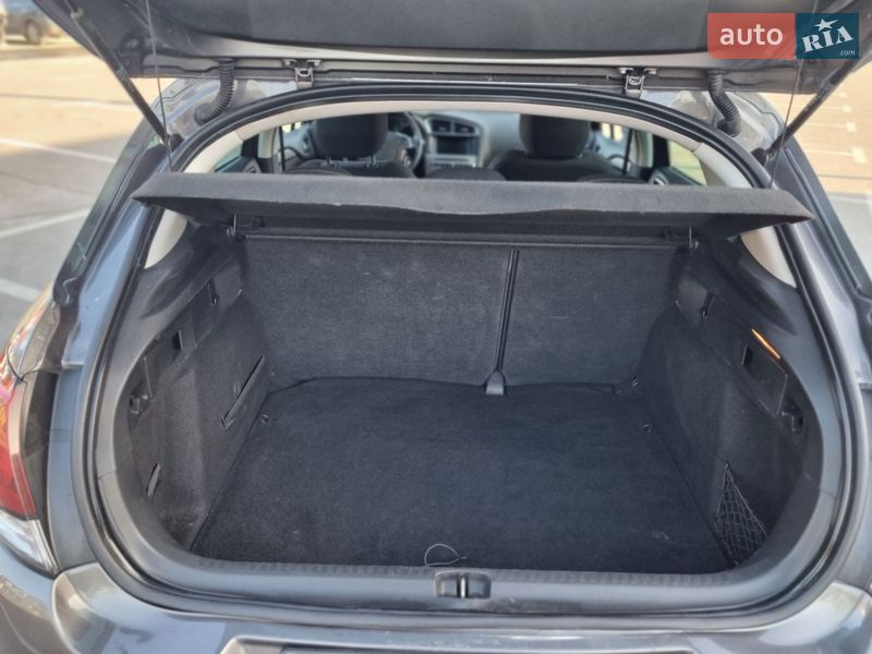 Хетчбек Citroen C4 2016 в Черкасах фото 12 Хетчбек Citroen C4 2016 в Черкасах