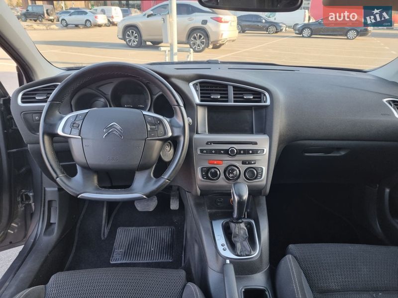 Хетчбек Citroen C4 2016 в Черкасах фото 18 Хетчбек Citroen C4 2016 в Черкасах