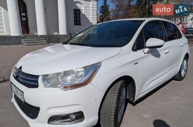 Хэтчбек Citroen C4 2012 в Полтаве
