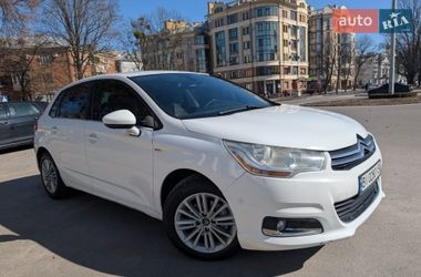 Хэтчбек Citroen C4 2012 в Полтаве