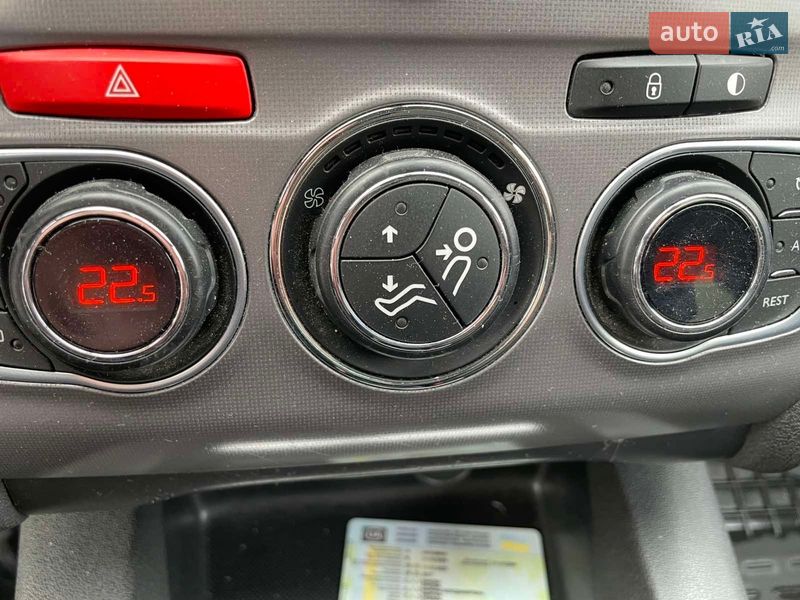 Хэтчбек Citroen C4 2017 в Одессе