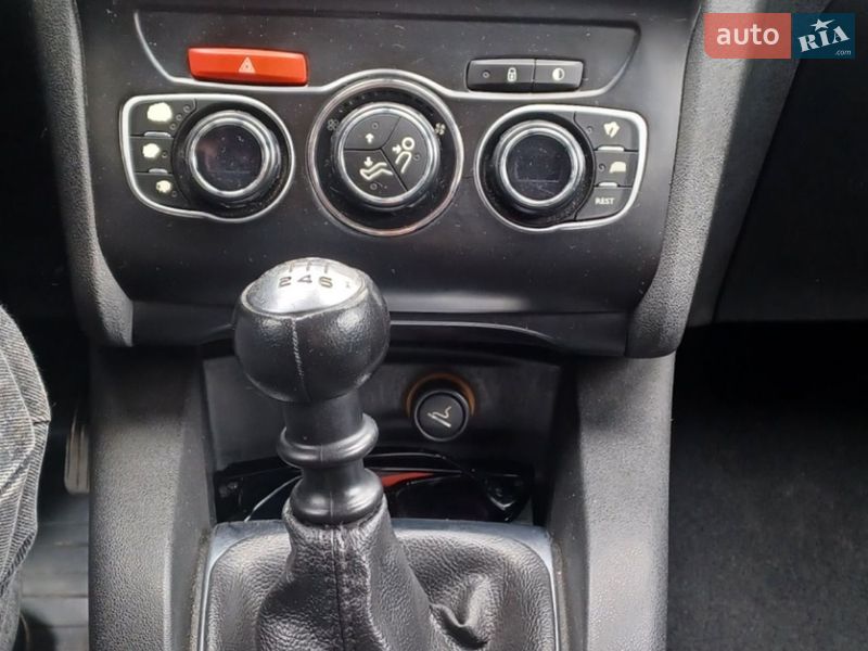 Хэтчбек Citroen C4 2013 в Павлограде фото 10 Хэтчбек Citroen C4 2013 в Павлограде