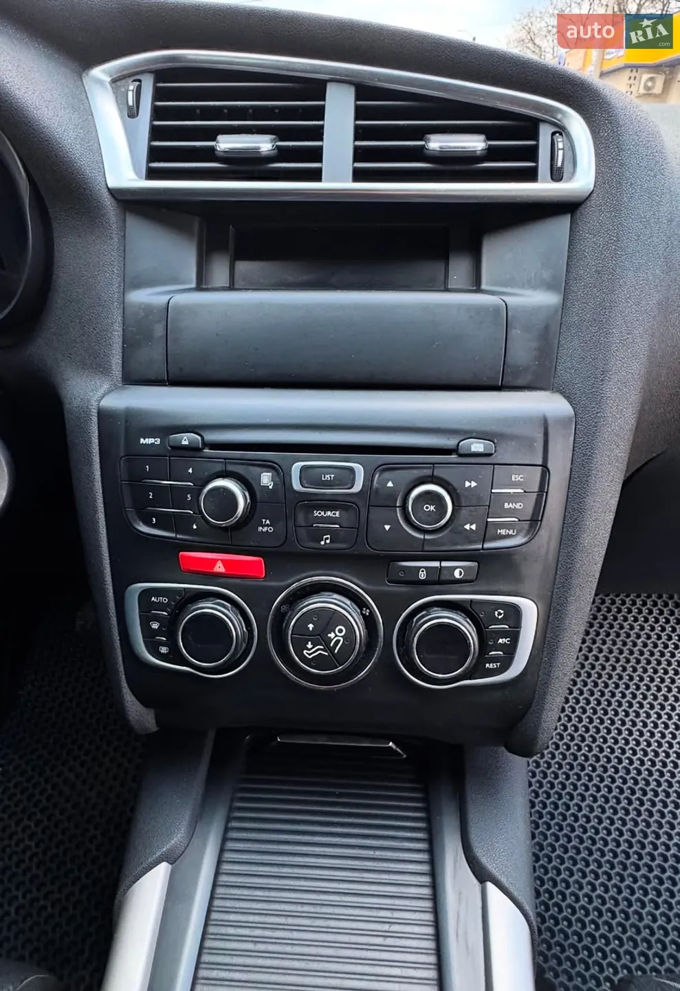 2012 Citroen C4 - мініатюра 11