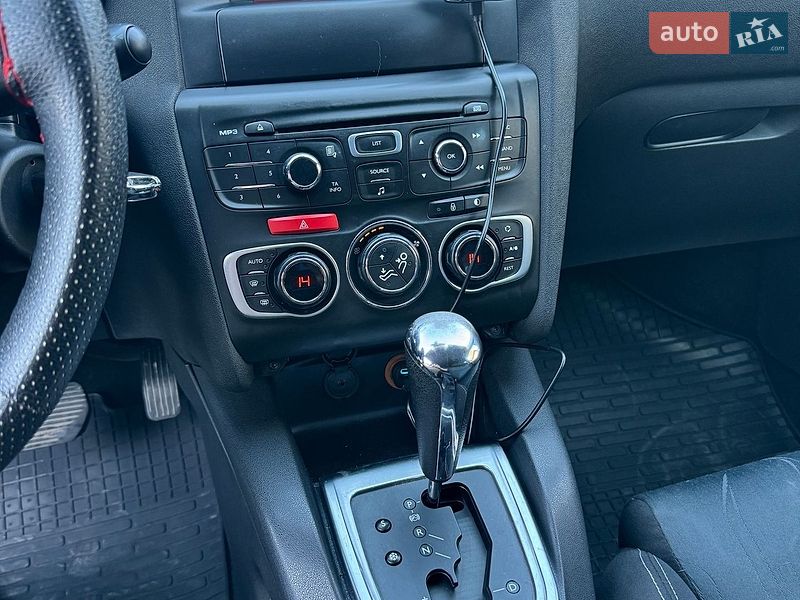 Хетчбек Citroen C4 2011 в Буську