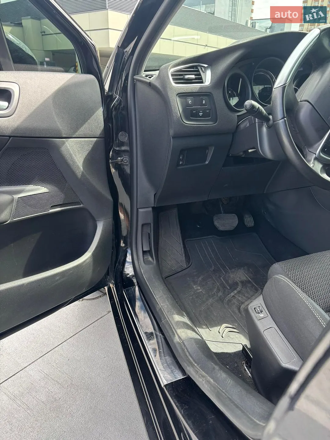 2015 Citroen C4 - мініатюра 16
