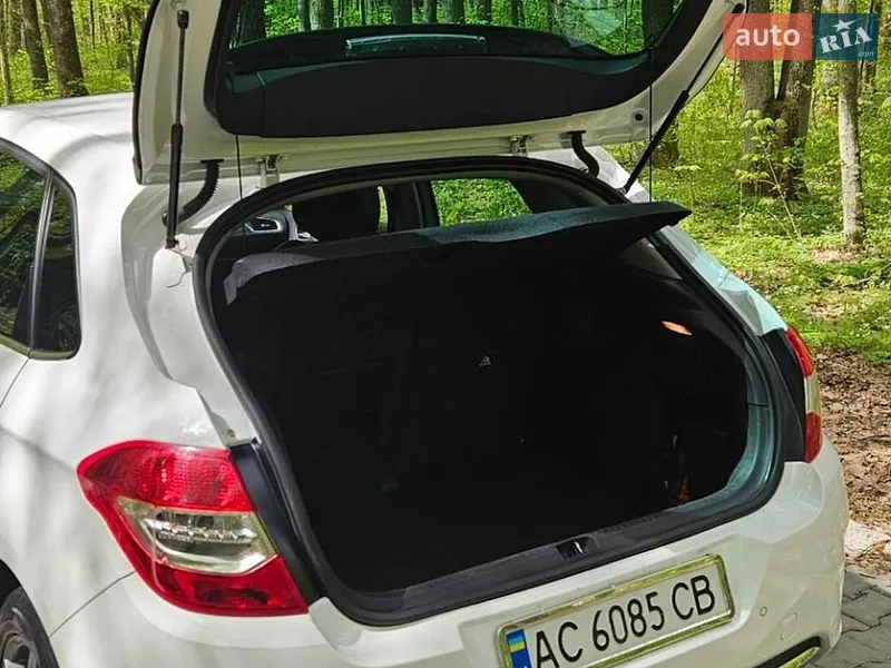 Citroen C4 2012 VIN VF7NC9HR8CY556757 фото оголошення 8 з 65