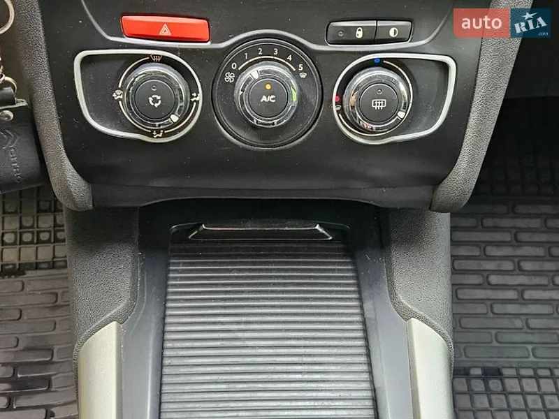 Citroen C4 2012 VIN VF7NC9HR8CY556757 фото оголошення 16 з 65