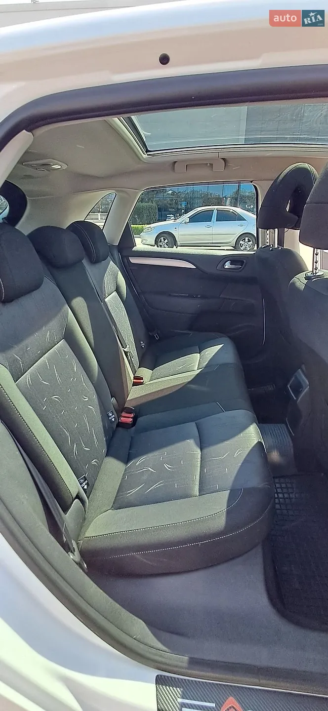 2011 Citroen C4 - мініатюра 13