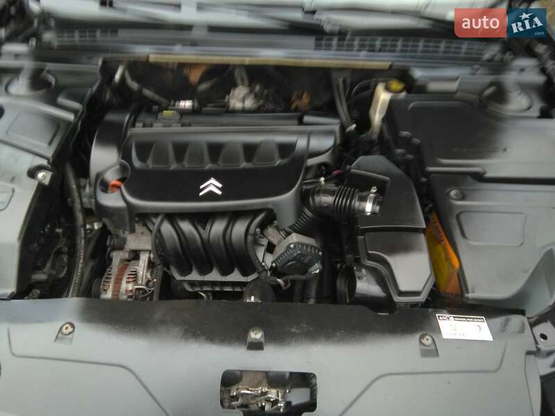 Хэтчбек Citroen C5 2006 в Семеновке