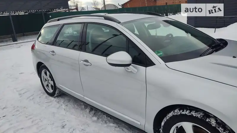 Citroen C5 2011 VIN VF7RW9HR8BL512387 фото оголошення 4 з 42