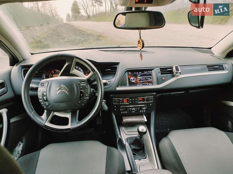 Седан Citroen C5 2012 в Збаражі