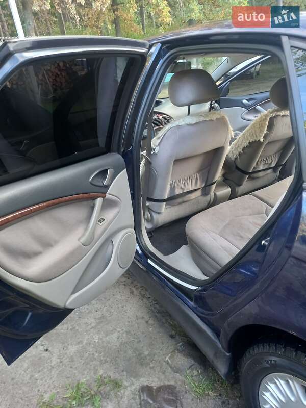 Седан Citroen C5 2002 в Киверцах