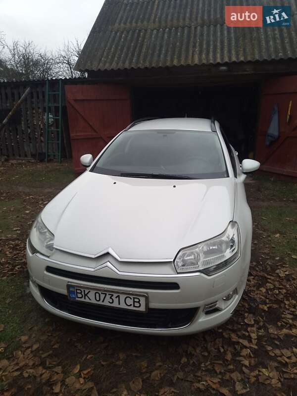 Універсал Citroen C5 2010 в Зарічному
