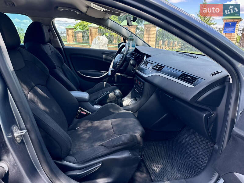 Універсал Citroen C5 2009 в Ромнах