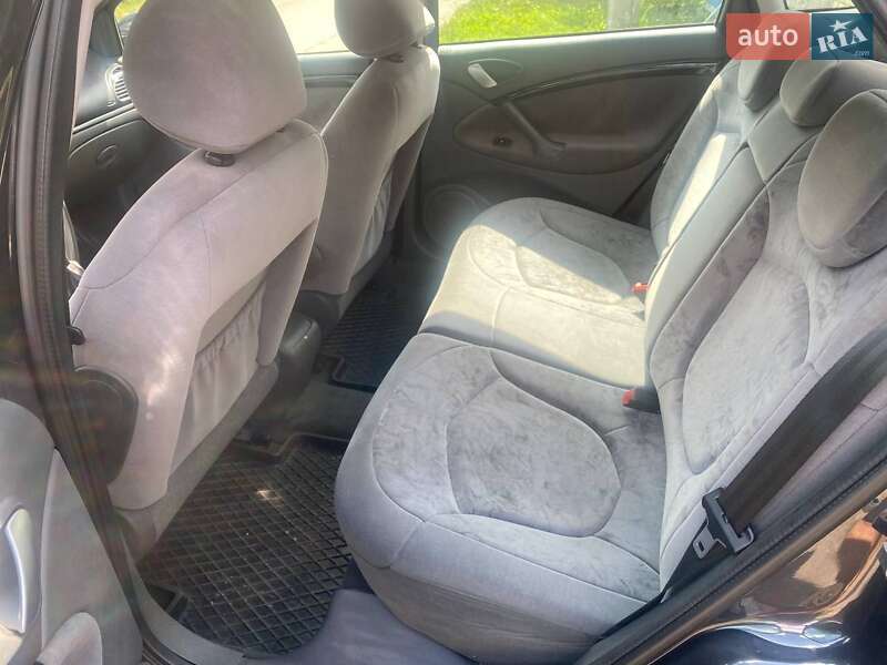 Седан Citroen C5 2007 в Нововолынске