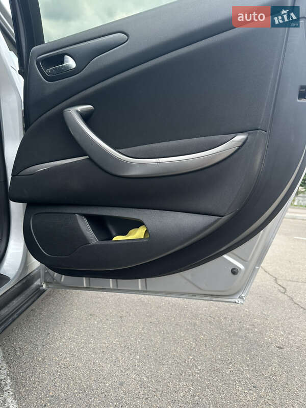 Седан Citroen C5 2012 в Овруче