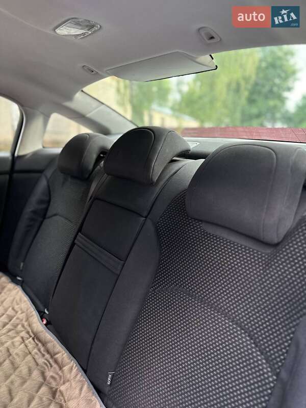 Седан Citroen C5 2010 в Кореці