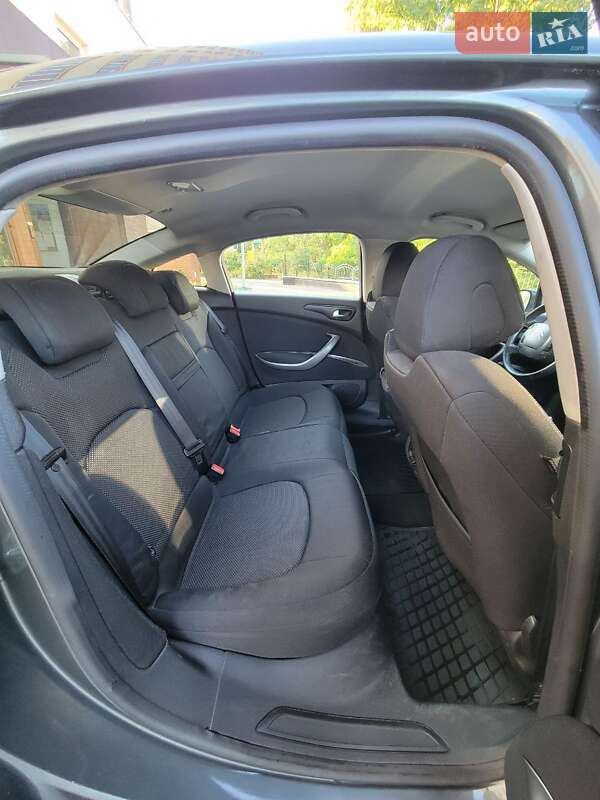 Седан Citroen C5 2014 в Киеве фото 25 Седан Citroen C5 2014 в Киеве