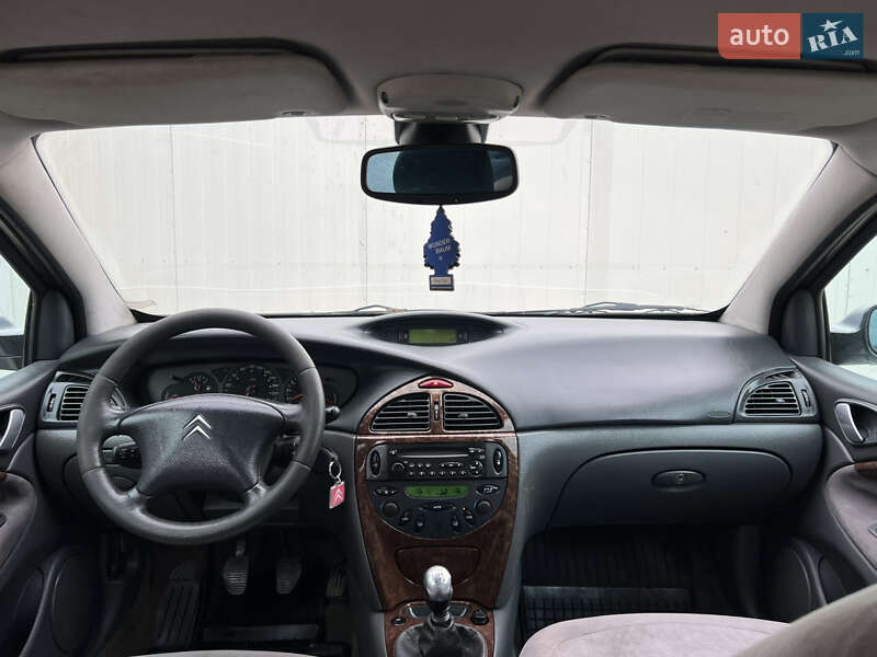 Седан Citroen C5 2002 в Дрогобыче