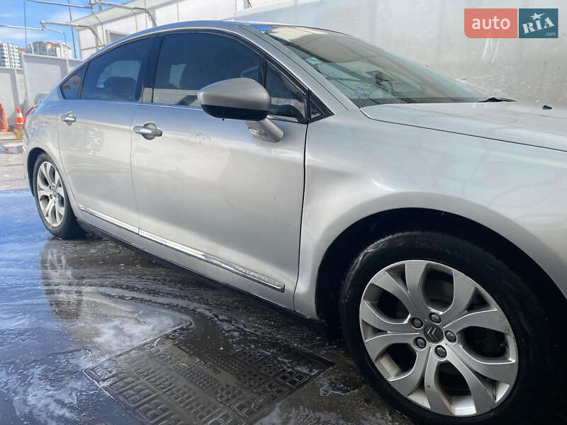 Седан Citroen C5 2010 в Львове