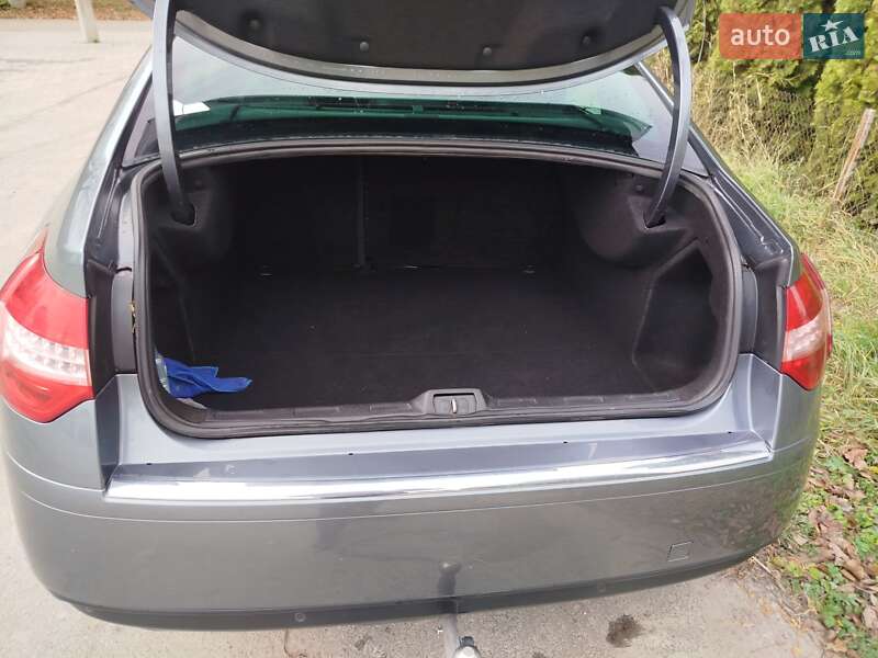 Седан Citroen C5 2009 в Почаеве