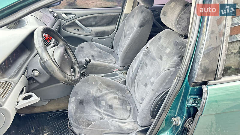 Седан Citroen C5 2001 в Тернополі