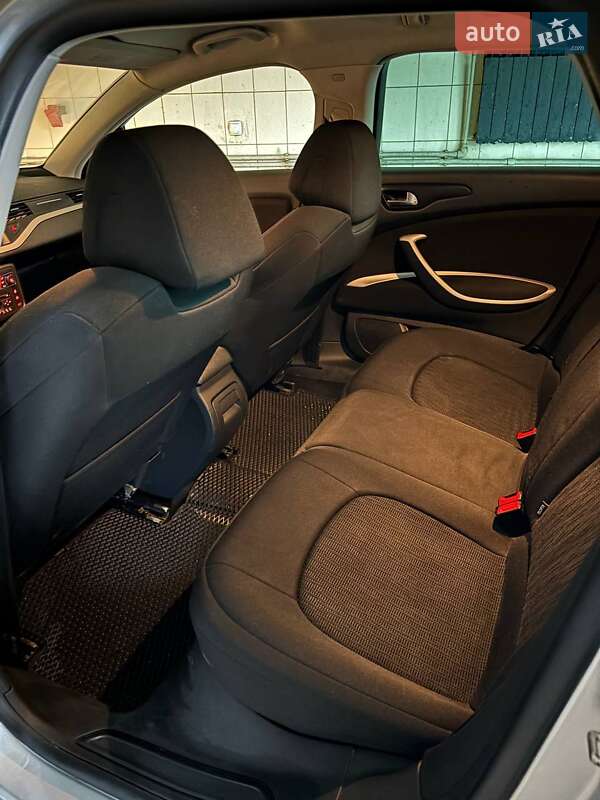 Универсал Citroen C5 2012 в Николаеве фото 12 Универсал Citroen C5 2012 в Николаеве