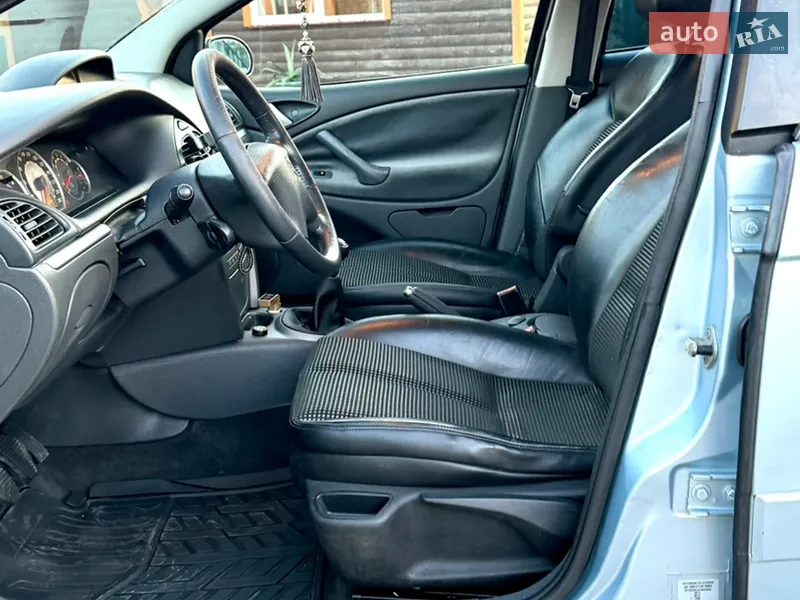 Citroen C5 2004 VIN VF7RCRFJC76603342 фото оголошення 23 з 88