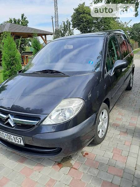 Citroen C8