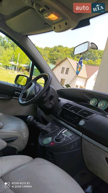 Универсал Citroen C8 2004 в Тячеве