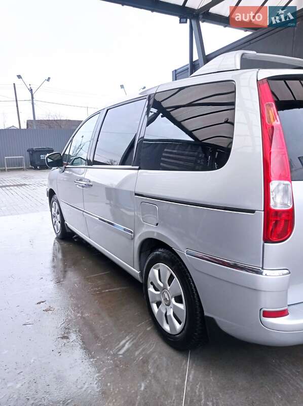 Мінівен Citroen C8 2012 в Павлограді