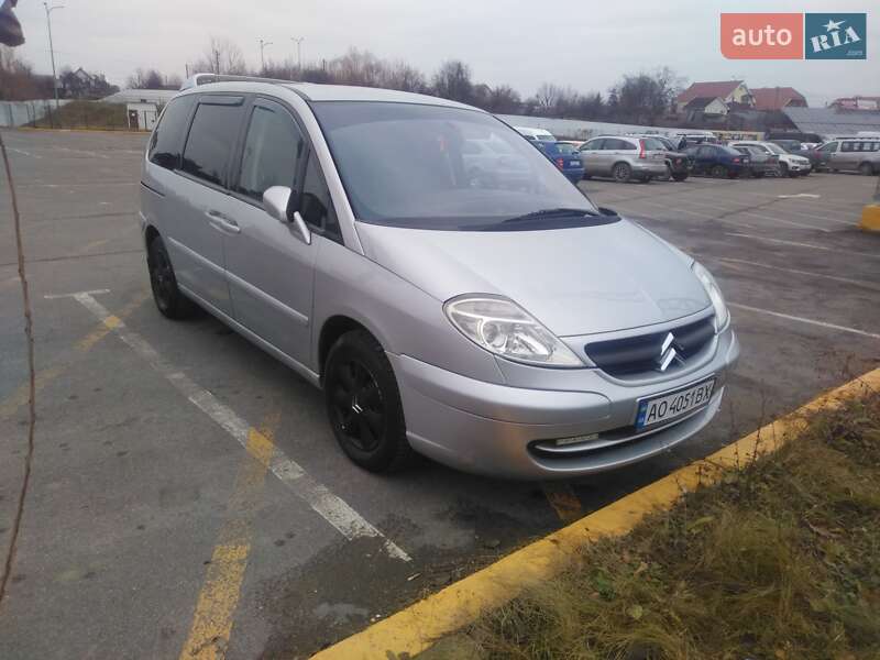 Минивэн Citroen C8 2004 в Ужгороде