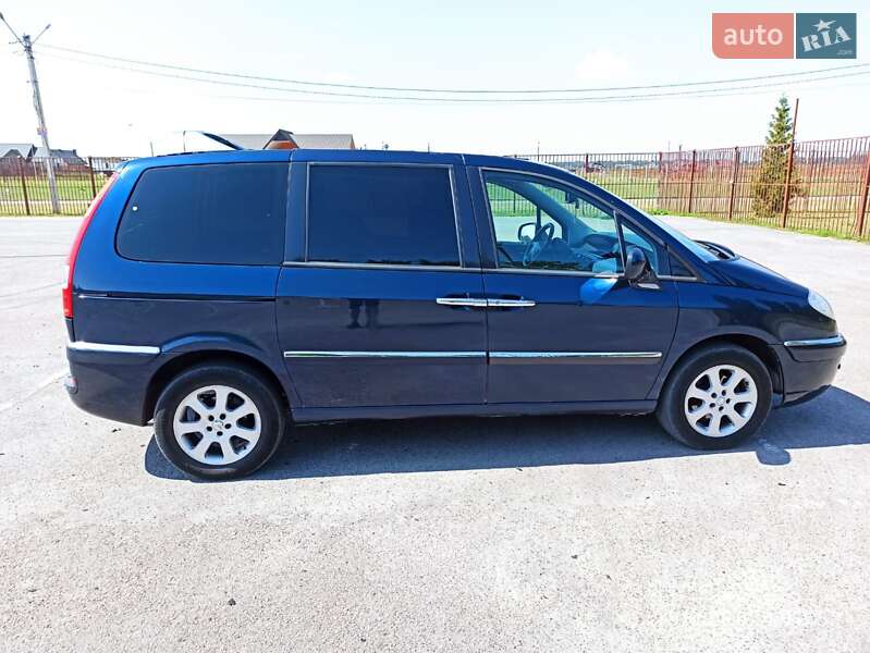 Минивэн Citroen C8 2010 в Луцке