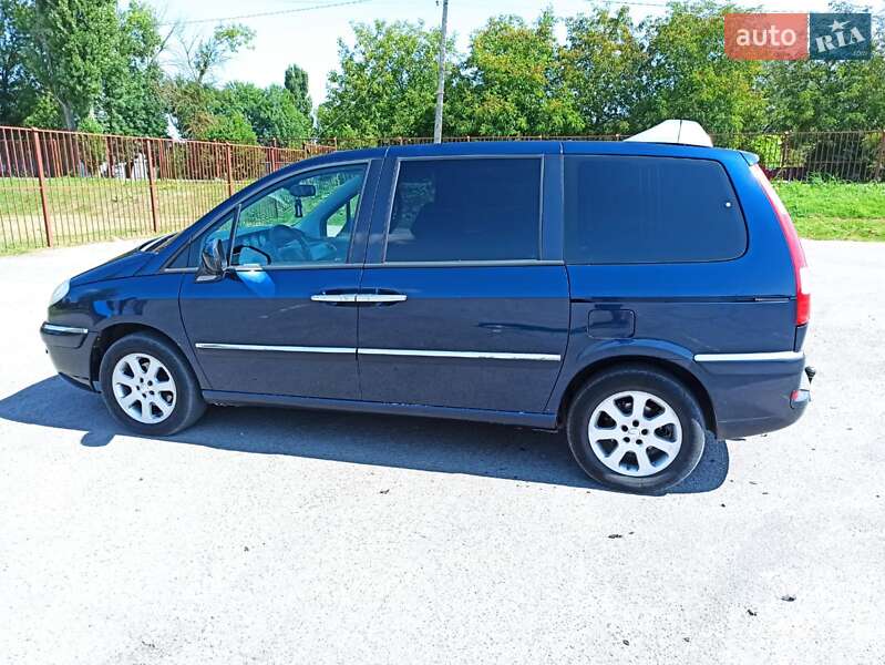 Минивэн Citroen C8 2010 в Луцке