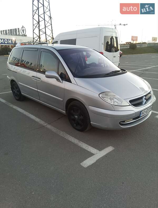 Минивэн Citroen C8 2004 в Ужгороде
