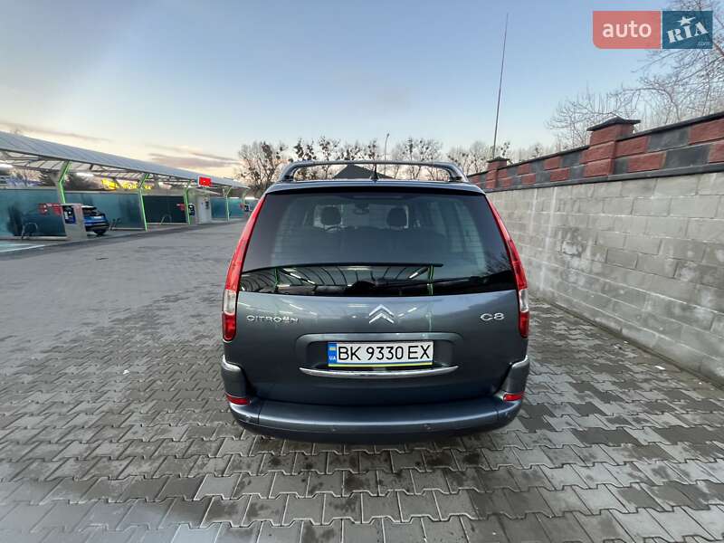 Минивэн Citroen C8 2009 в Ровно