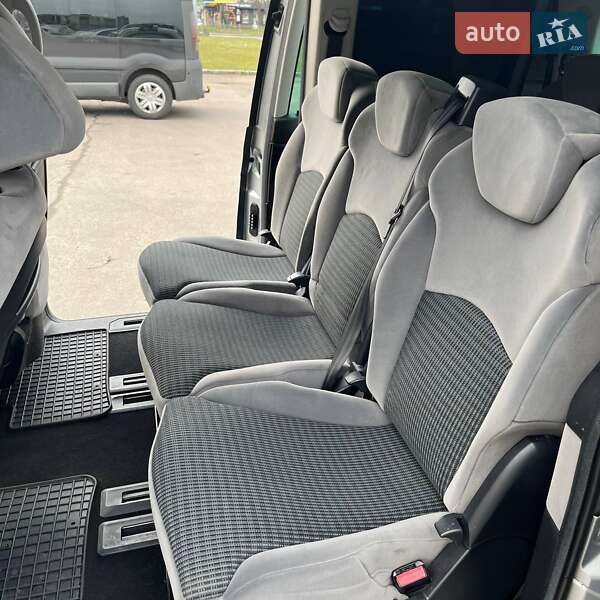 Минивэн Citroen C8 2011 в Ровно