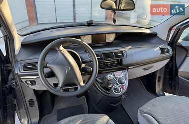 Минивэн Citroen C8 2013 в 