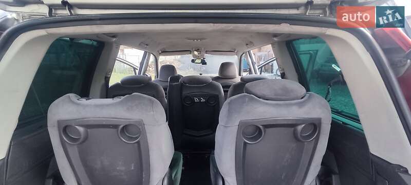 Минивэн Citroen C8 2005 в Черновцах фото 11 Минивэн Citroen C8 2005 в Черновцах