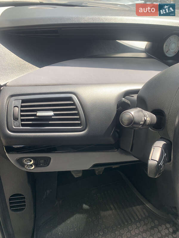 Минивэн Citroen C8 2009 в Тернополе