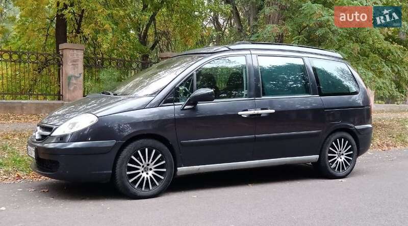 Минивэн Citroen C8 2006 в 