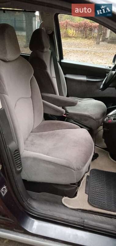 Мінівен Citroen C8 2006 в Дніпрі