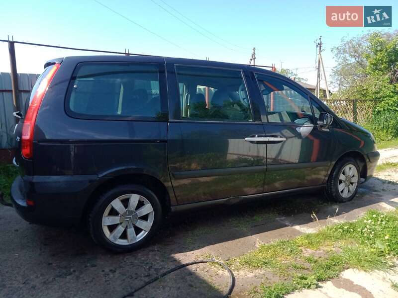 Минивэн Citroen C8 2004 в Гадяче