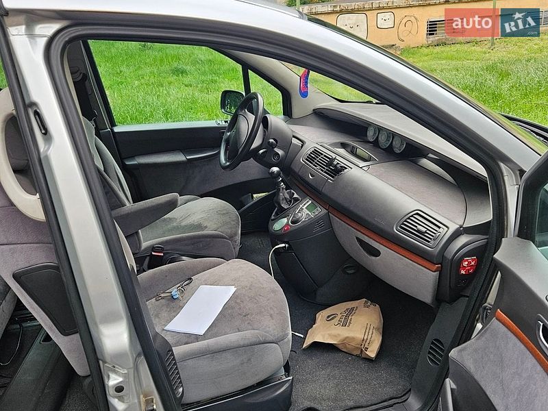 Минивэн Citroen C8 2005 в Киеве