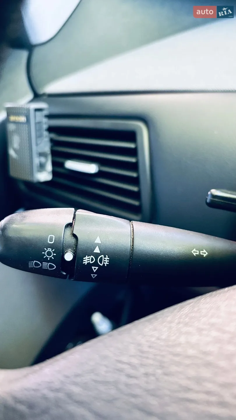 2010 Citroen C8 - мініатюра 49