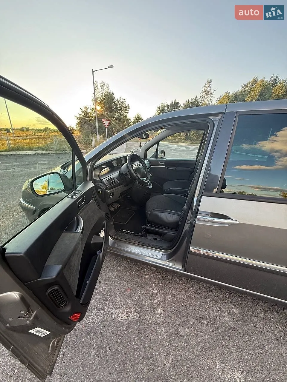 2010 Citroen C8 - мініатюра 21