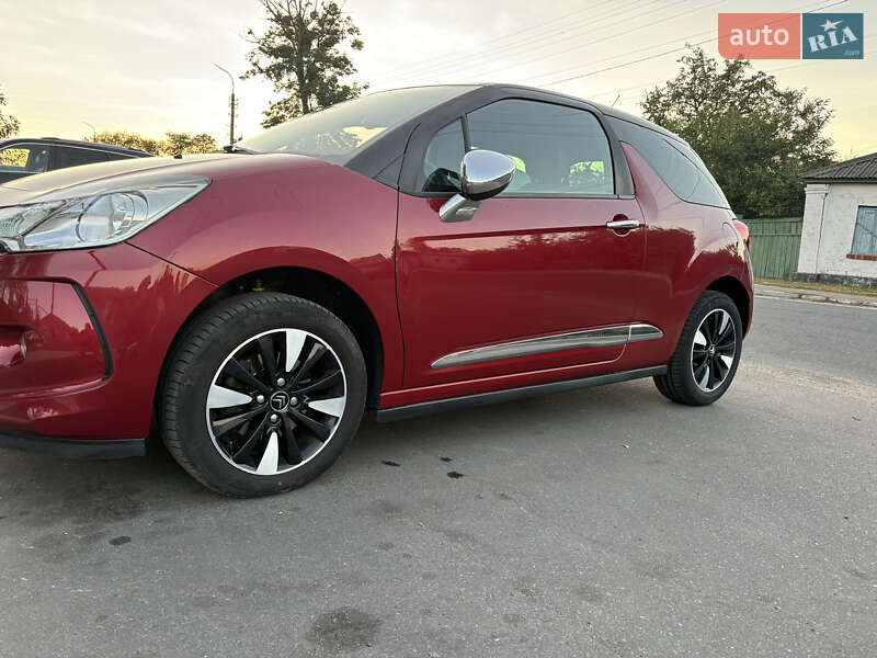 Хетчбек Citroen DS3 2010 в 