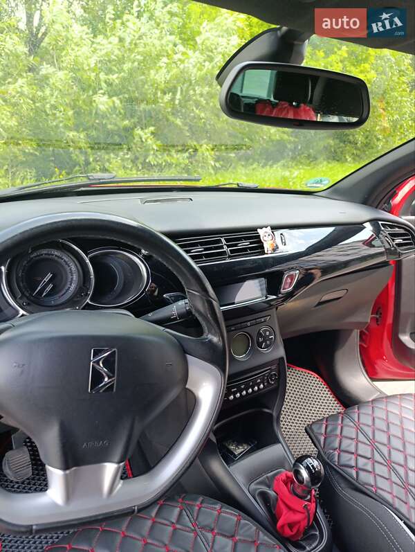 Хетчбек Citroen DS3 2010 в Новояворівську