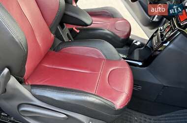 Кабриолет Citroen DS3 2010 в 