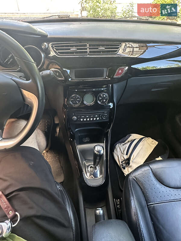 Кабріолет Citroen DS3 2013 в Тернополі фото 13 Кабріолет Citroen DS3 2013 в Тернополі